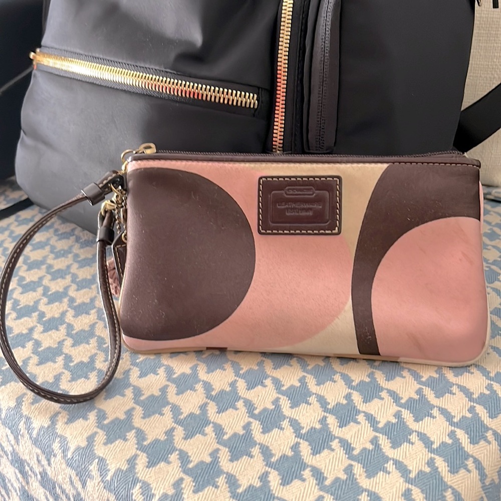 Coach classic wristlet